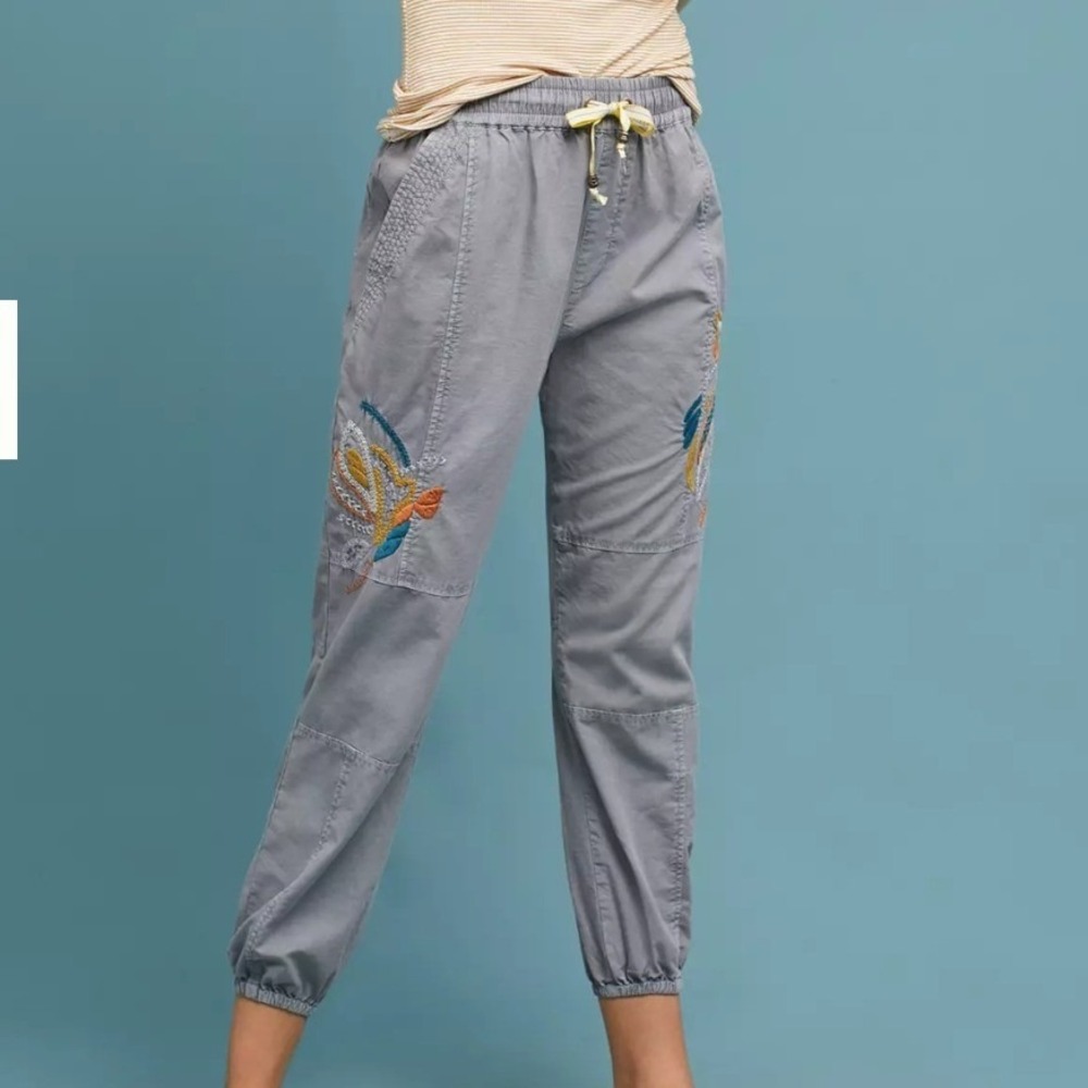 Anthropologie Grey Floral Embroidered Jogger Pants Small Cropped Boho Drawstring